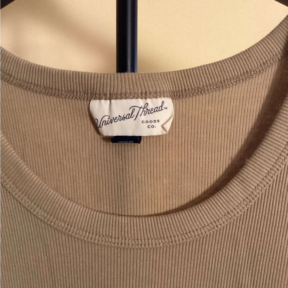 Universal Thread Tan Ribbed Tank Crop Top - Picture 2 of 4